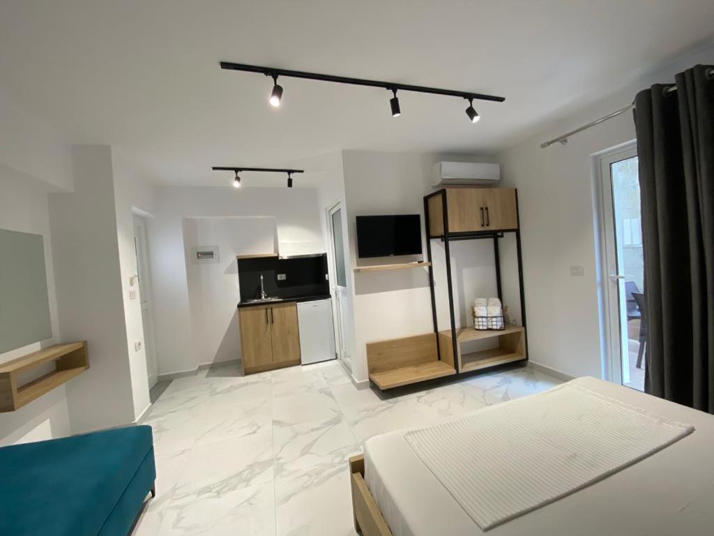 Saranda Rooms Екстер'єр фото