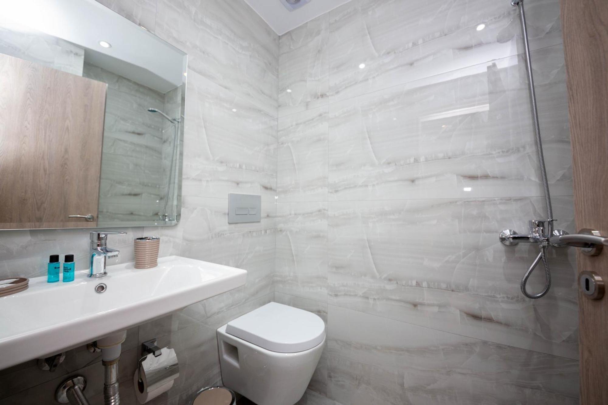 Saranda Rooms Екстер'єр фото